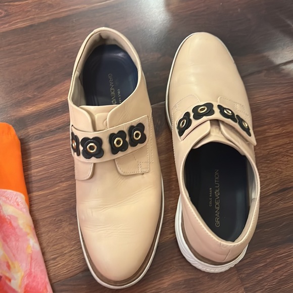 Cole Haan Velcro closure shoes - Picture 3 of 9